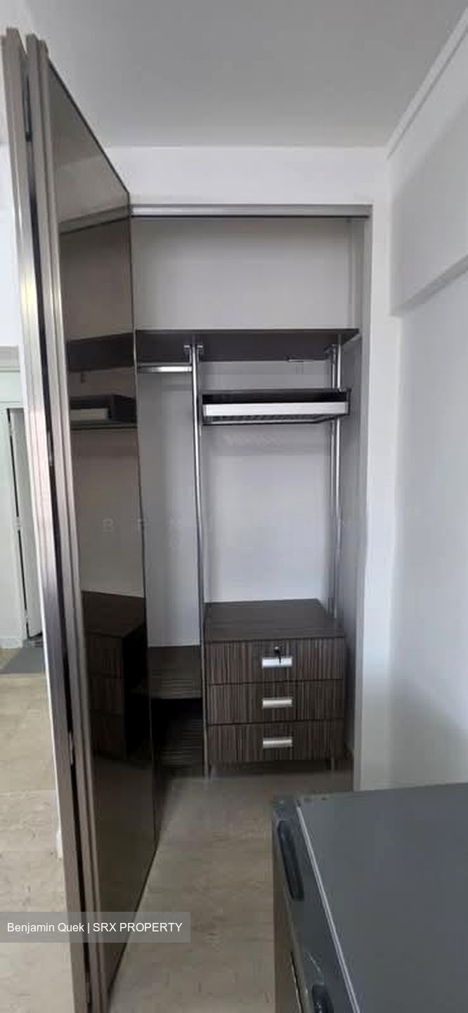 People's Park Complex (D1), Apartment #581381231